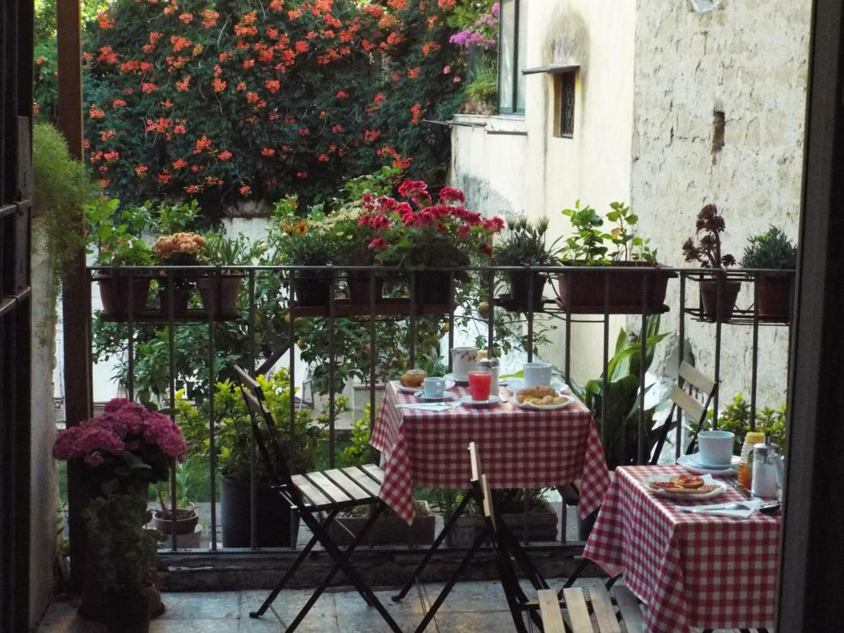 B&B Ingiropernapoli Dış mekan fotoğraf